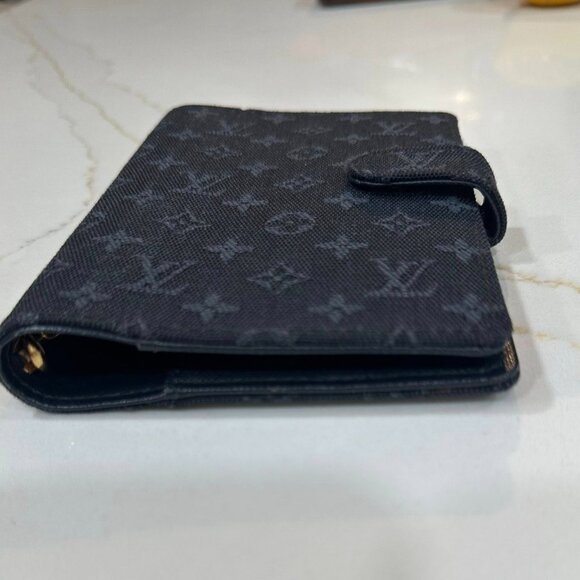 Louis Vuitton Rare Denim Agenda PM - Picture 6 of 10